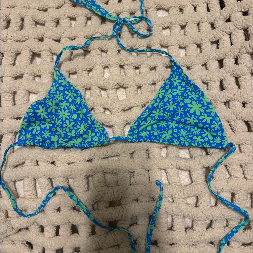 Bright swimwear size M Bikini Top